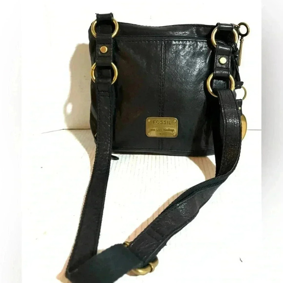 Fossil Handbags - Fossil black leather crossbody handbag
